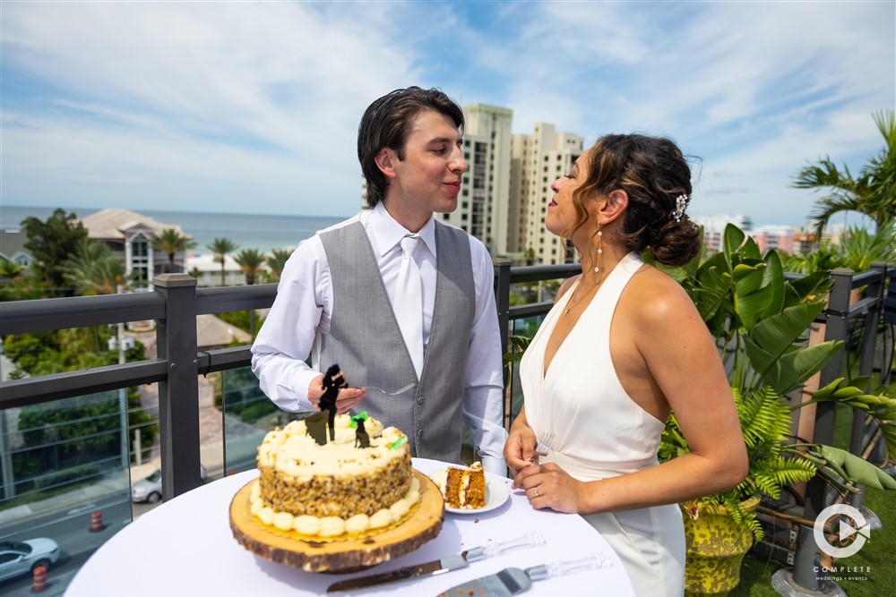 Wedding cake cutting on Hotel Zamora rooftop.