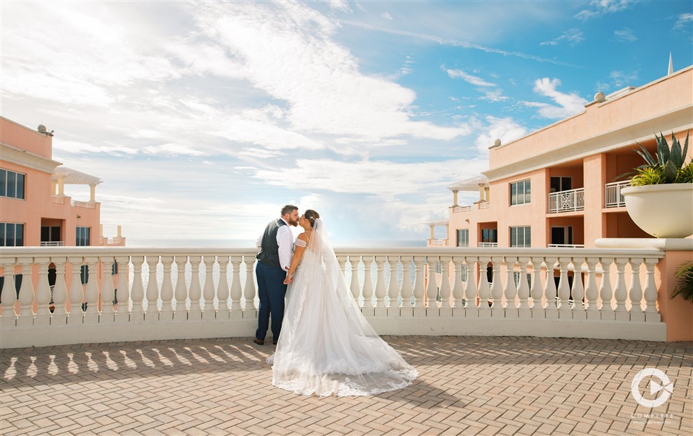 Hyatt Regency Clearwater outdoor wedding ceremony.